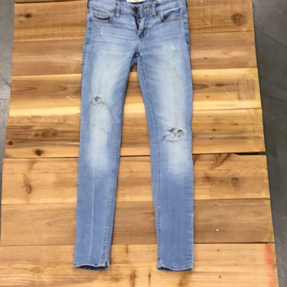 Hollister skinny jeans